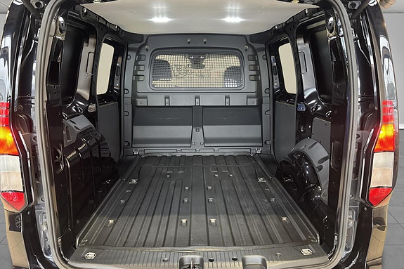Volkswagen Caddy 9 of 16