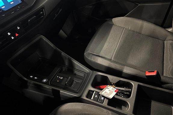 Volkswagen Caddy 13 of 16