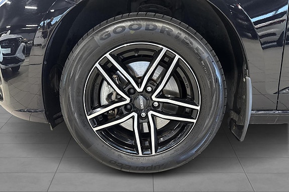 Volkswagen Caddy 10 of 16