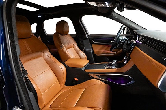 Jaguar F-PACE 20 of 30