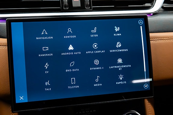 Jaguar F-PACE 29 of 30