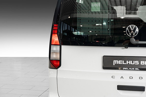 Volkswagen Caddy Maxi 9 of 22