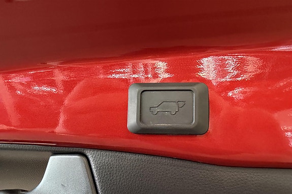 Toyota RAV4 24 of 29