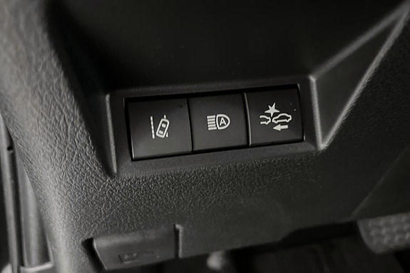 Toyota Yaris 24 of 24