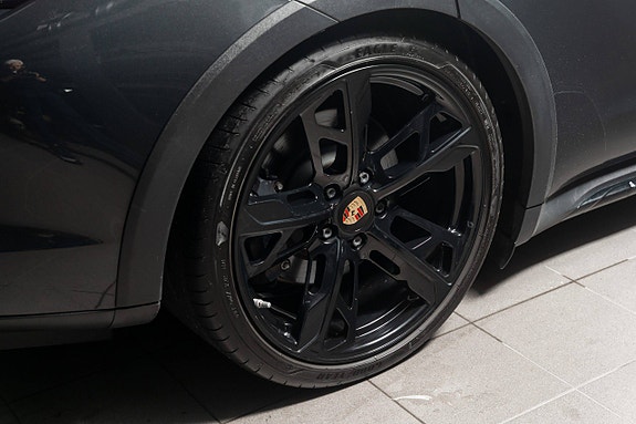 Porsche Taycan 4 22 of 30