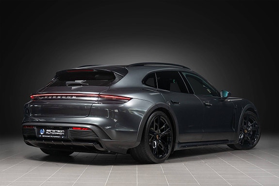 Porsche Taycan 4 9 of 30