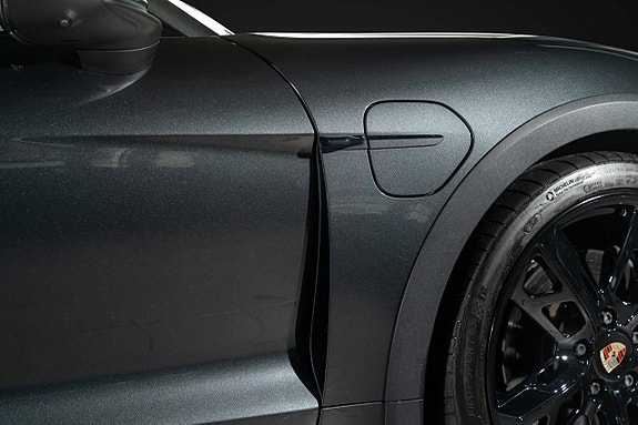 Porsche Taycan 4 23 of 30