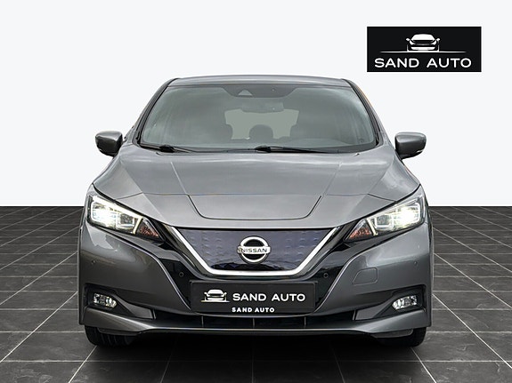 Nissan Leaf 5 of 30