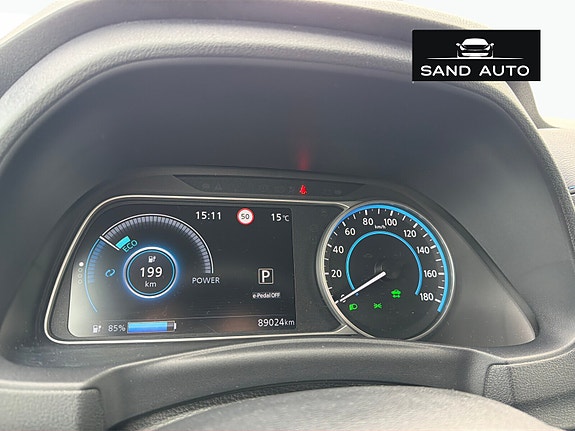 Nissan Leaf 21 of 30