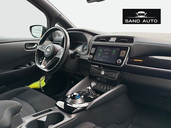 Nissan Leaf 8 of 30