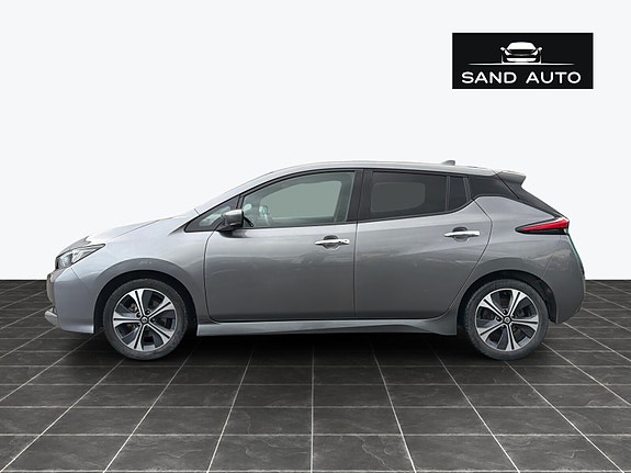 Nissan Leaf 3 of 30
