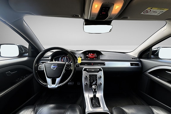 Volvo XC70 11 of 19