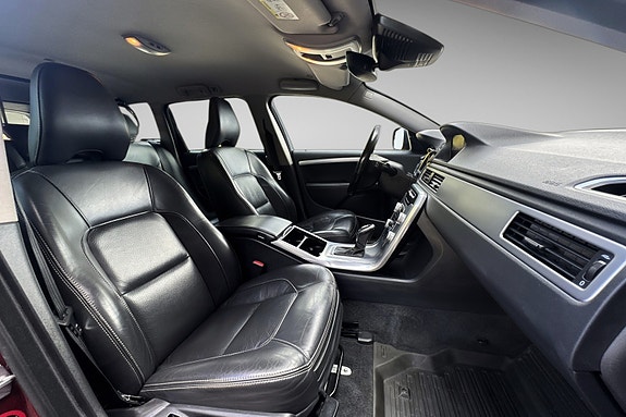 Volvo XC70 17 of 19