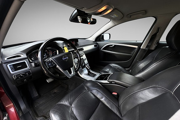 Volvo XC70 10 of 19