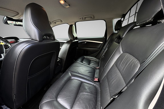 Volvo XC70 18 of 19