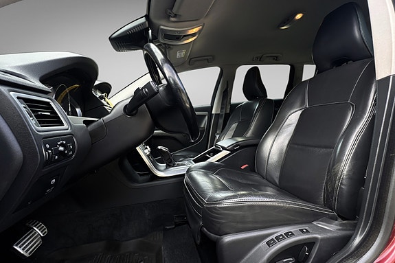 Volvo XC70 9 of 19