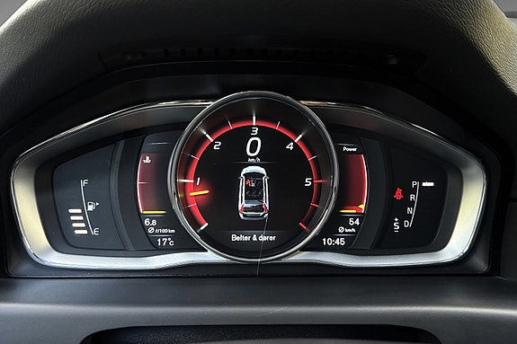 Volvo XC70 13 of 19
