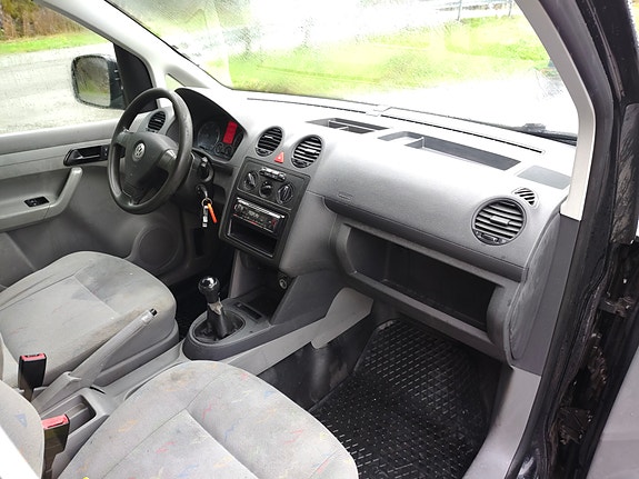 Volkswagen Caddy 11 of 14