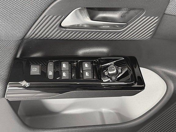 Citroen E-C5 Aircross 15 of 27