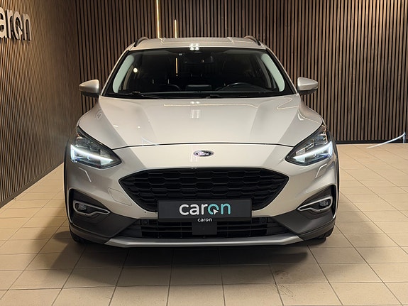 Ford Focus 2 of 18