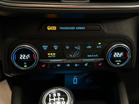 Ford Focus 12 of 18