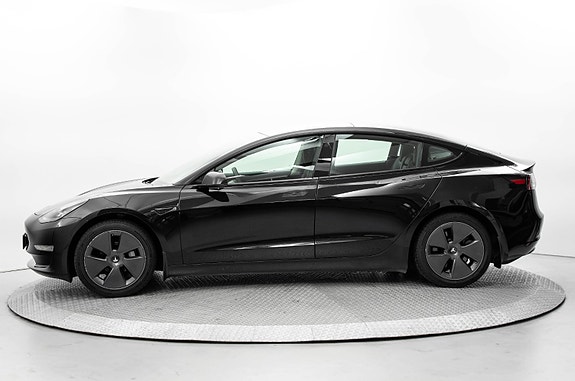 Tesla Model 3 6 of 22