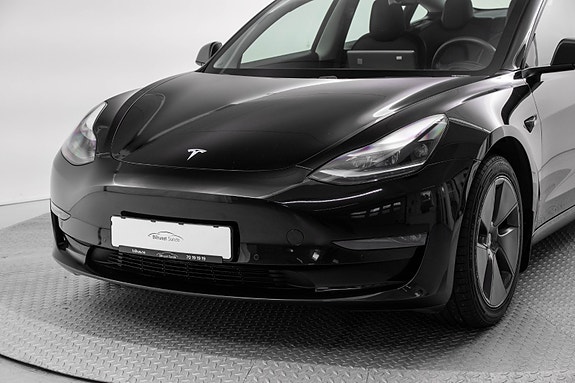 Tesla Model 3 2 of 22