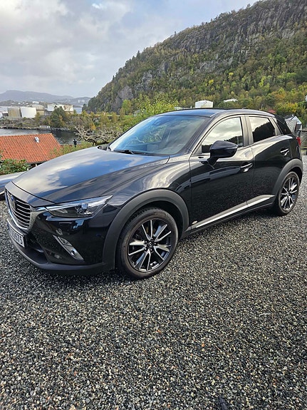Mazda CX-3 2 of 12