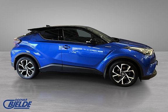 Toyota C-HR 4 of 16