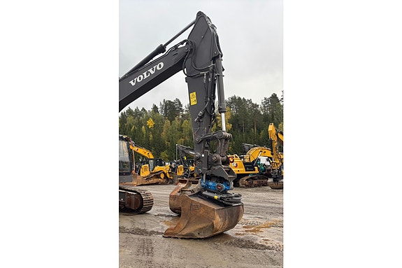 Volvo ECR355EL 17 of 30