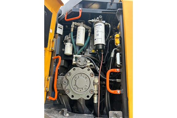 Volvo ECR355EL 25 of 30