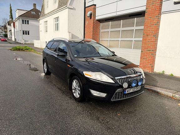 Ford Mondeo 2 of 11