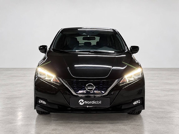 Nissan Leaf 2 of 20