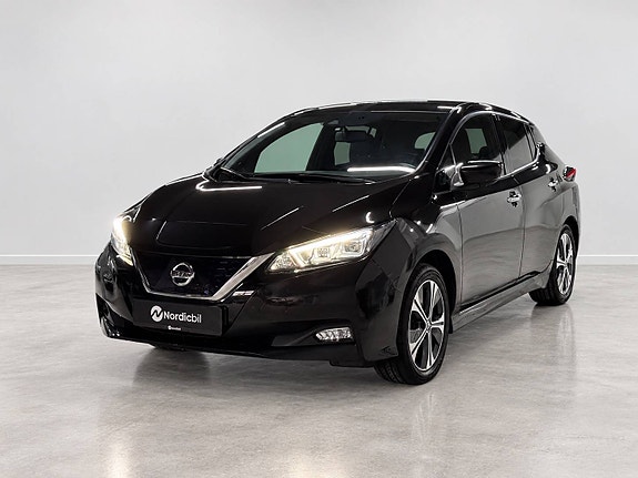 Nissan Leaf 3 of 20