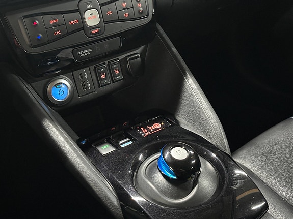 Nissan Leaf 15 of 20