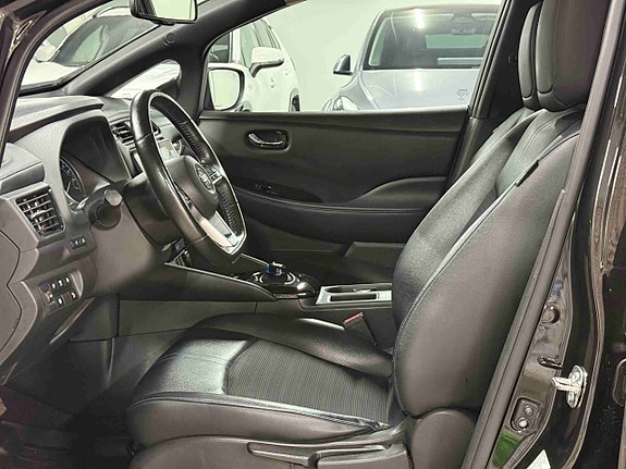 Nissan Leaf 7 of 20