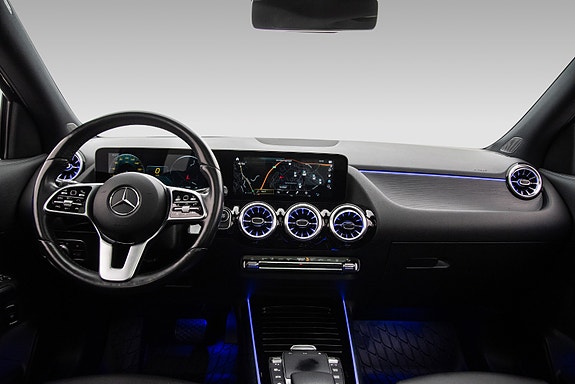 Mercedes-Benz EQA250 12 of 28