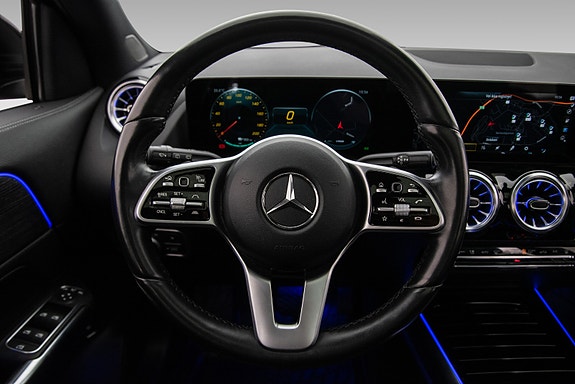 Mercedes-Benz EQA250 17 of 28