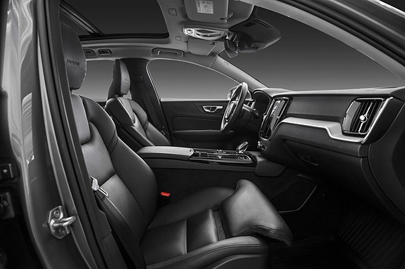 Volvo V60 26 of 28