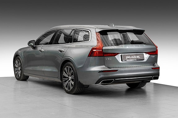 Volvo V60 7 of 28