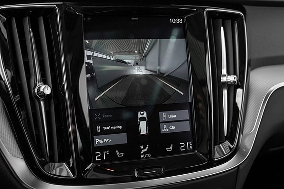 Volvo V60 17 of 28