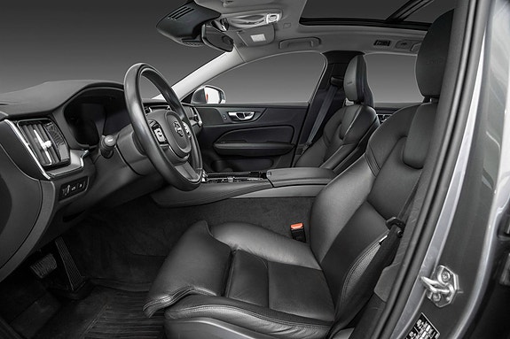Volvo V60 10 of 28