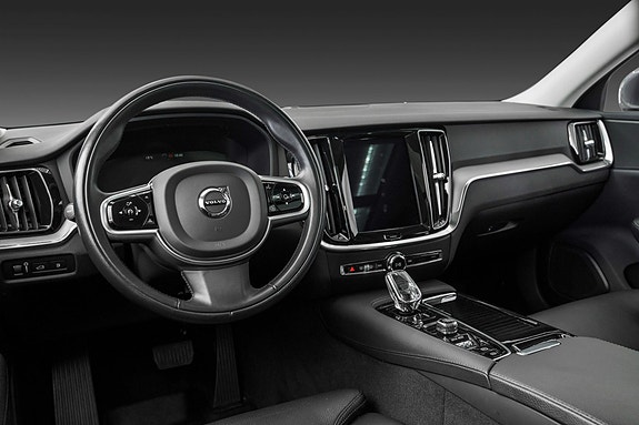 Volvo V60 22 of 28
