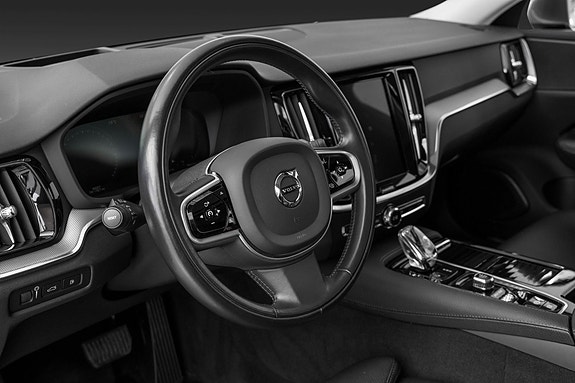 Volvo V60 20 of 28