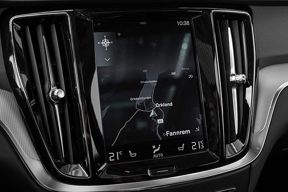 Volvo V60 14 of 28