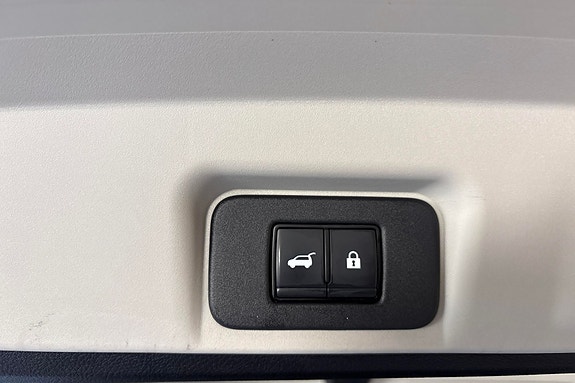 Nissan Ariya 21 of 24