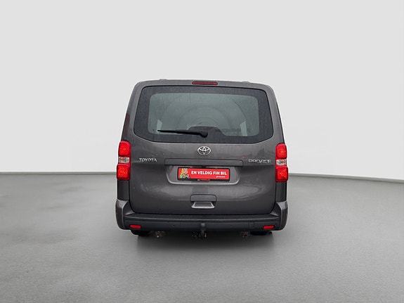 Toyota Proace 4 of 22