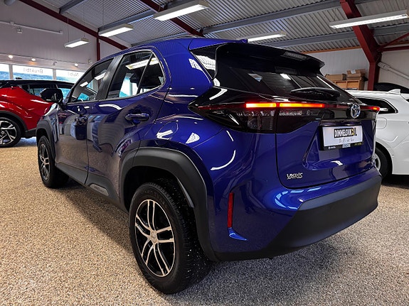Toyota Yaris Cross 4 of 29