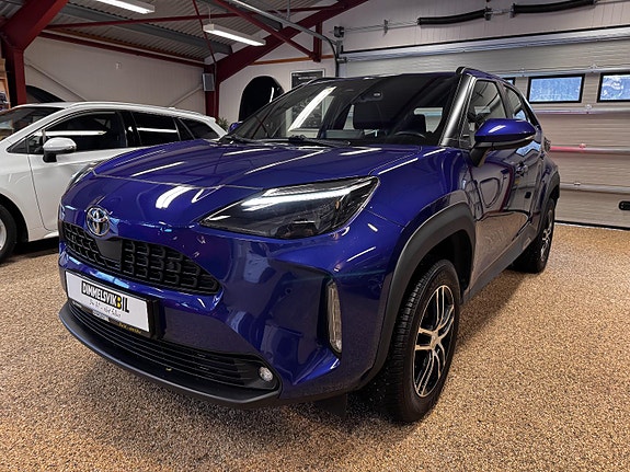 Toyota Yaris Cross 2 of 29