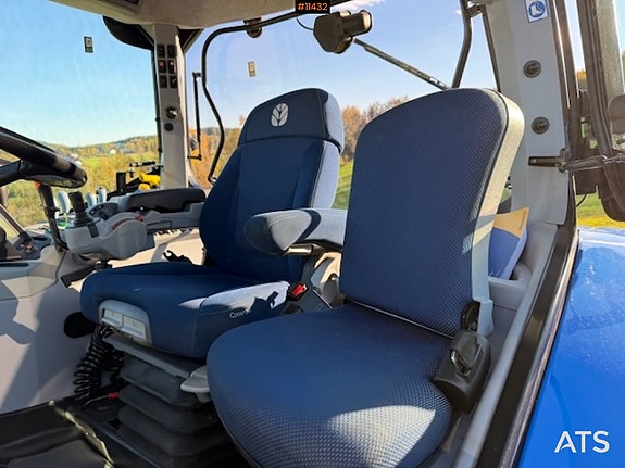 New Holland T6. 180 4x4 traktor med frontlaster 18 of 30